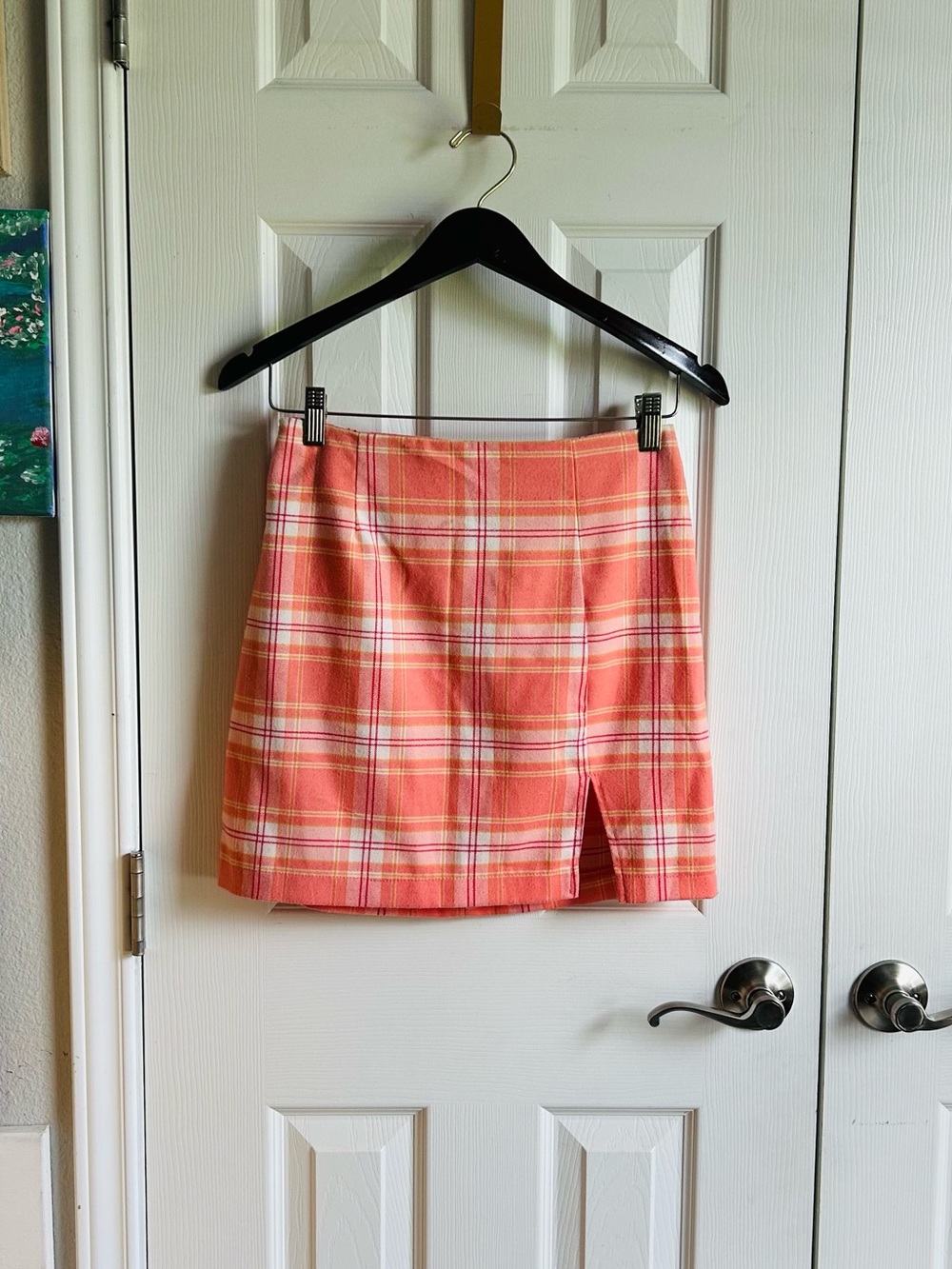 wild fable peachy pink plaid mini skirt w/stretch back waist & thigh slit